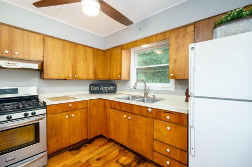 4624 1 St, Kalamazoo MI 49009-7943 exterior