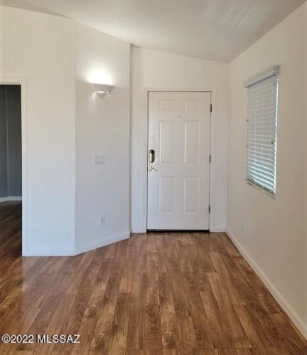 7704 Meadow Spring Way, Tucson AZ  85747-5654 exterior