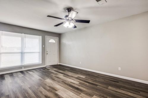 3705 Black Oak Dr, Dallas TX 75241-3308 exterior