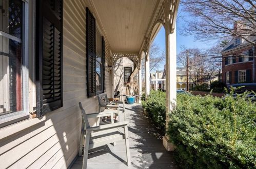 22 Cushing St, Providence RI 02906-2228 exterior