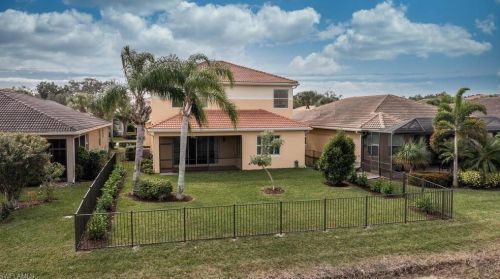 6597 Marbella Dr, Naples FL  34105-5053 exterior