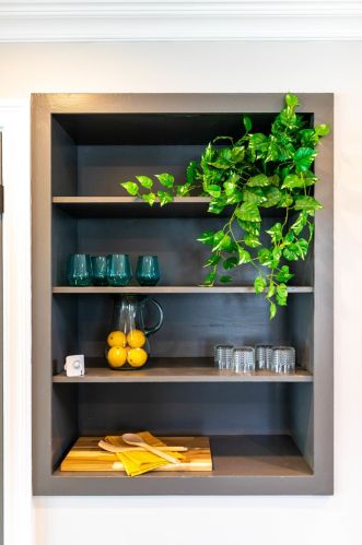 2500 11 Ave, Broadview IL 60155-4814 exterior