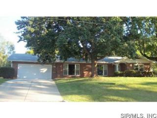 200 74th St, Belleville, IL 62223-2936