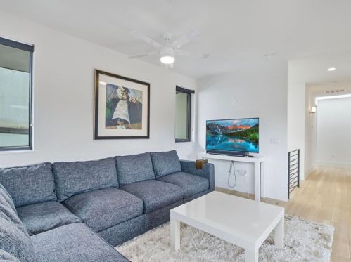 5708 Driftwood Dr, Austin TX 78731-2642 exterior