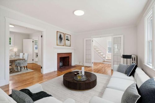 155 Pleasant Ave, Portland ME 04106-6225 exterior