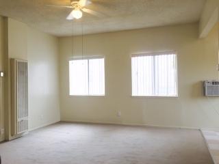 1137 25th St, Los Angeles CA  90011-1705 exterior