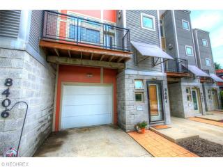 8404 Franklin Blvd, Cleveland, OH 44102-2708