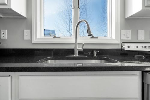 3 Amy Way, Concord NH 03303-1045 exterior