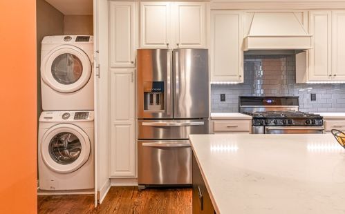 409 Hutchinson Ave, Pittsburgh PA 15218-1327 exterior