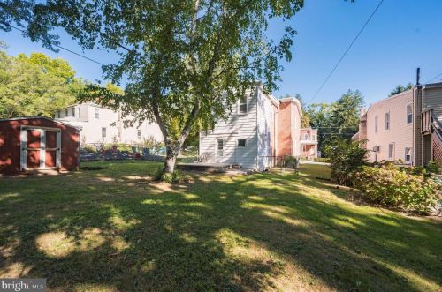 417 10th St, Chester, PA 19013-5904