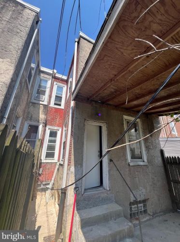 1323 28 St, Philadelphia PA 19145-2409 exterior