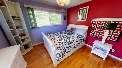 2269 Okoa St, Honolulu HI 96821-2650 exterior