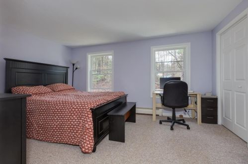 49 Bluffs Dr, Concord NH  03303-1579 exterior