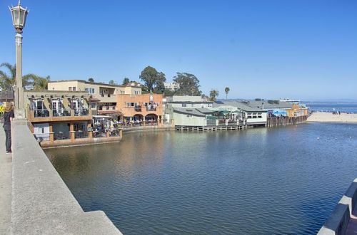 327 Riverview Ave, Capitola CA 95010-3234 exterior