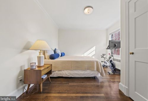 3324 Reservoir Rd, Washington DC  20007-2311 exterior