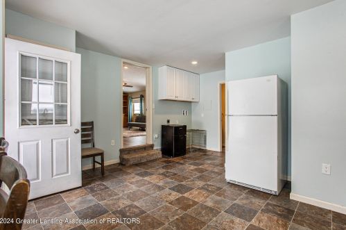 3739 Shepherd Rd, Mount Pleasant MI  48858-9248 exterior