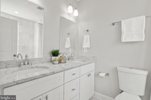 1429 Montello Ave, Washington DC 20002-2863 exterior