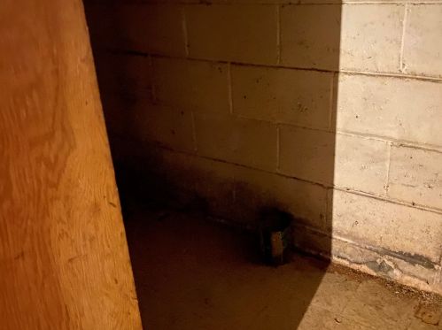 2933 Rochelle Ave, Milwaukee WI  53209-2624 exterior