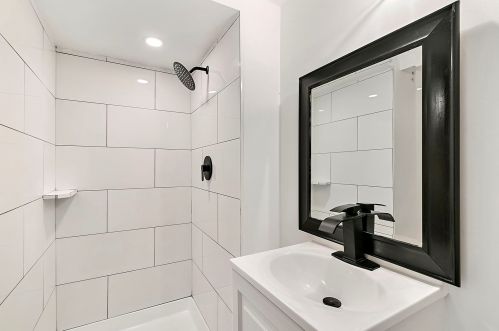 8943 Elizabeth St, Chicago IL  60620-3418 exterior