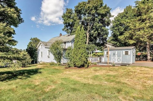 143 St, Seymour CT 06483-2910 exterior