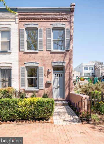 1521 Marion St, Washington, DC 20001-3415