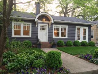 2406 Glenwood Dr, Atlanta GA  30305-4341 exterior