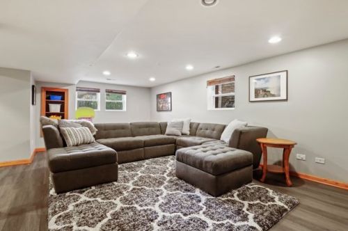 5340 Cullom Ave, Chicago IL 60641-1313 exterior