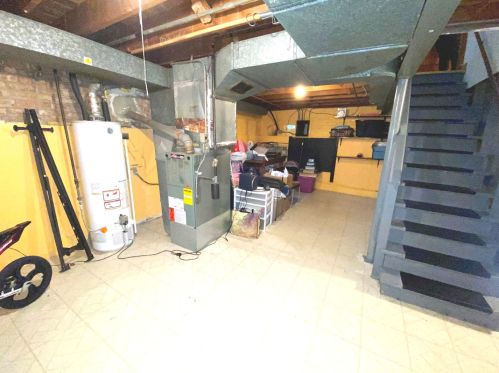 2207 Moody Ave, Chicago IL 60638-2624 exterior