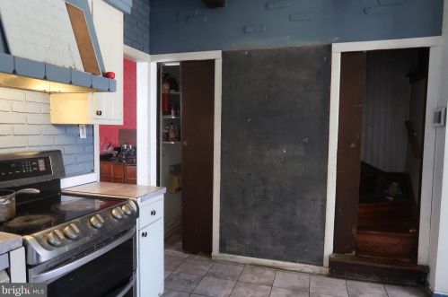 923 Fillmore St, Philadelphia PA 19124-2926 exterior