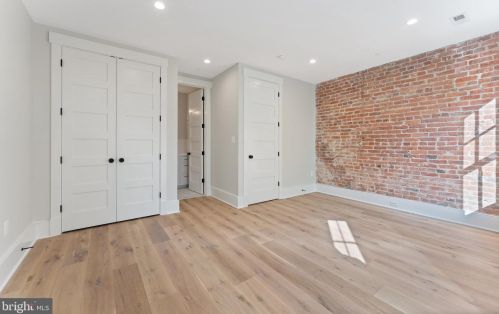 1332 Independence Ave, Washington DC  20003-2365 exterior