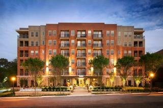 2420 Peachtree St, Atlanta GA  30305 exterior