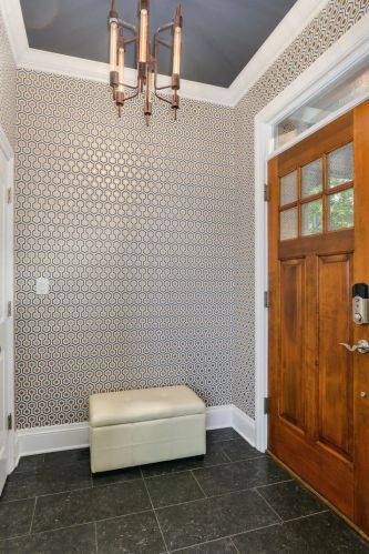 4147 Damen Ave, Chicago, IL 60618-3045