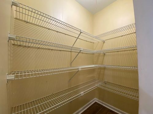 293 Triple Oaks Dr, Tucker GA 30084-2082 exterior