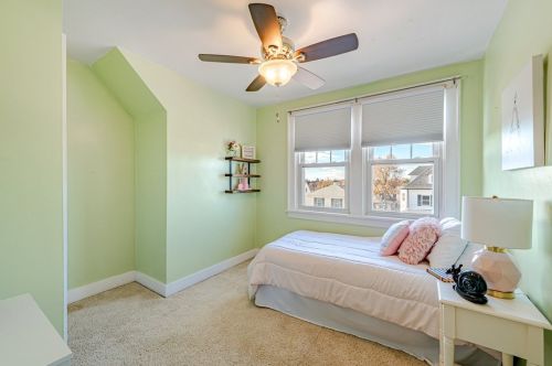 152 Jamaica Ave, Pittsburgh PA 15229-1748 exterior