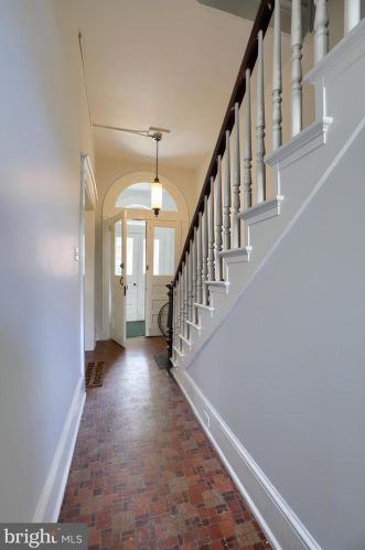 433 Walnut St, Lancaster PA 17603-3362 exterior