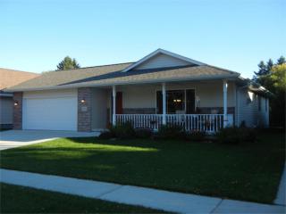 4011 Delta St, Manitowoc, WI 54220-3529