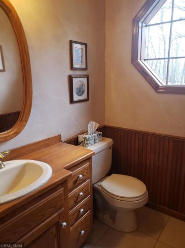 4545 Spruce Way, Maple Plain MN 55359-9837 exterior