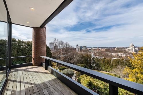 110 Congdon St, Providence RI  02906-1413 exterior