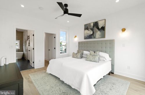 829 Decatur St, Washington DC  20017-3918 exterior