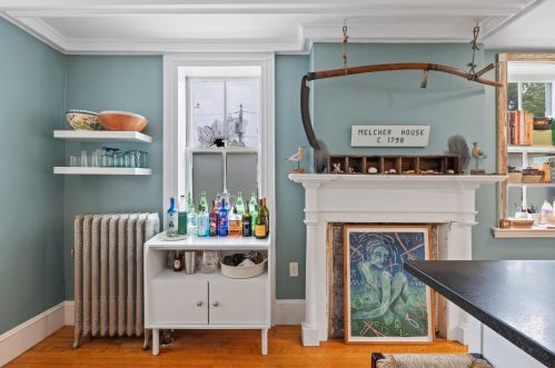 66 Atkinson St, Dover NH 03820-3731 exterior