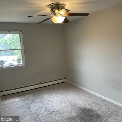 206 Walnut Ridge Est, Pottstown PA  19464-3059 exterior