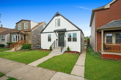 4523 New England Ave, Chicago IL  60706-4827 exterior