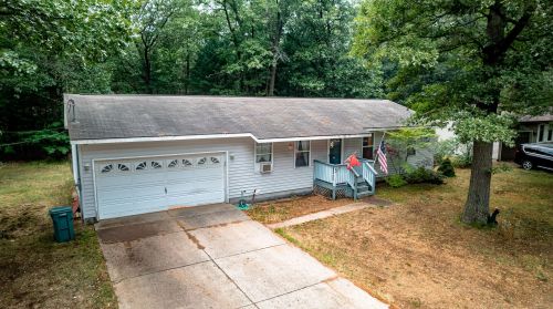 2087 Williamson St, Meskegon, MI 49445-1371