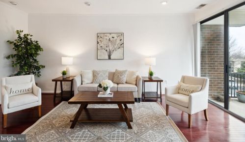 2101 Walsh View Ter, Silver Spring MD  20902-5225 exterior