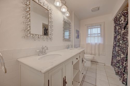 5000 19 St, Milwaukee WI 53209-5761 exterior