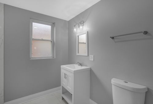 7351 Michigan Ave, Chicago IL 60619-5603 exterior