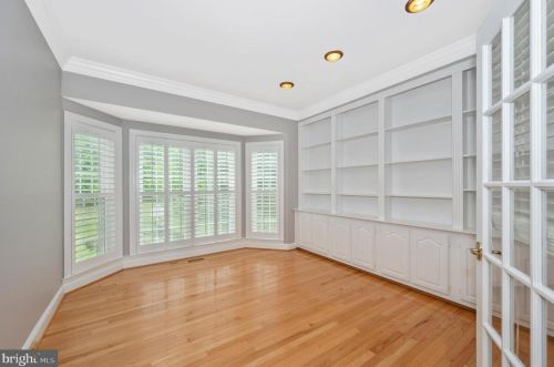 17531 Applewood Pl, Rockville MD 20855-1559 exterior