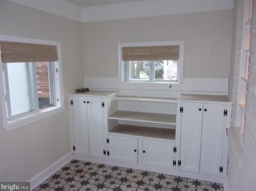 2713 Albemarle Dr, Alexandria VA  22303-1303 exterior