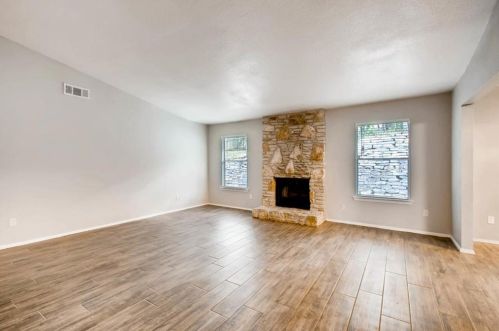 12204 Forsythe Dr, Austin TX  78759-3118 exterior