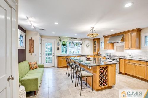 419 Middlesex Ave, Metuchen NJ 08840-1419 exterior